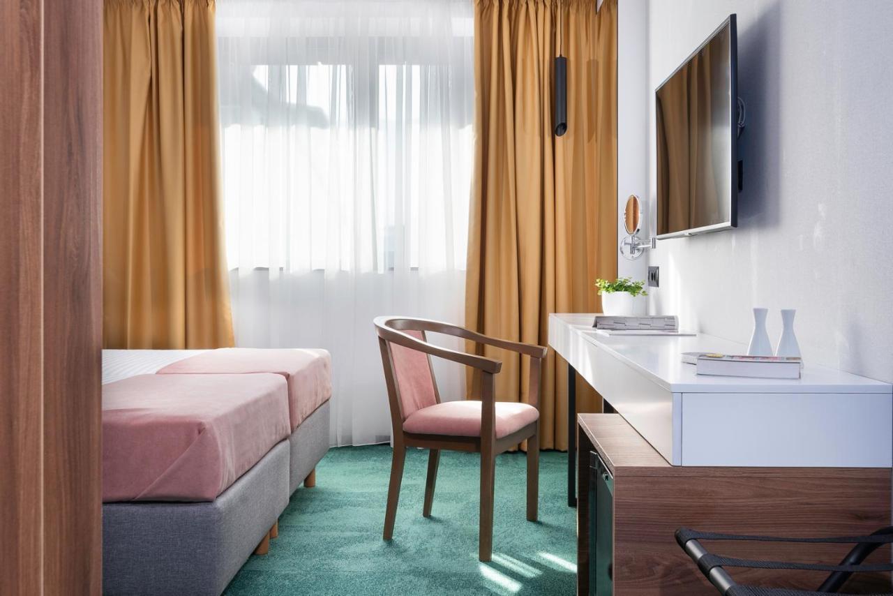 Hotel Tim'S Σκόπια Εξωτερικό φωτογραφία